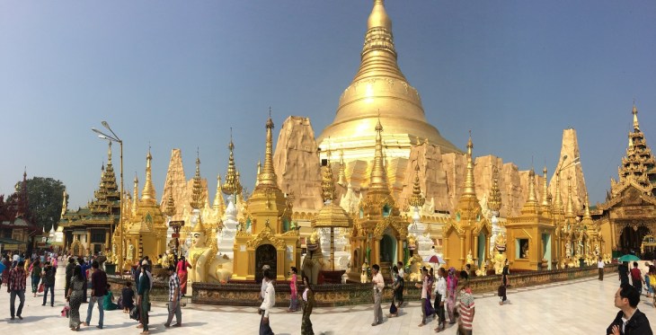 Yangon Shwedagon Pagoda panorama